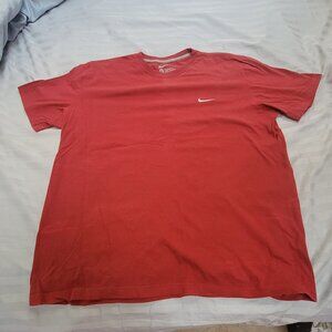 Nike Red Short Sleeve Tee - Size L